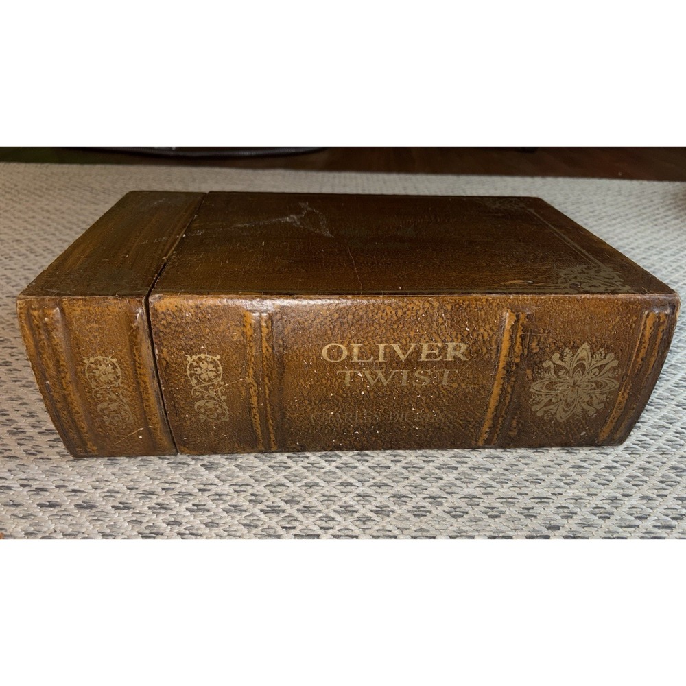 Large Wood Faux Book Box Oliver Twist By Charles Dickens Vintage Latch Buckle - Picture 4 of 16